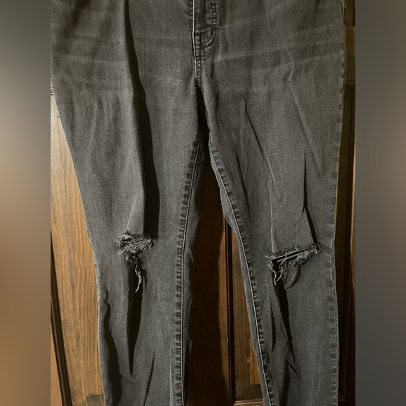 Madewell 9'' High Rise Skinny Jeans Washed Black Distressed Ripped Knee Size 32P - Picture 6 of 7